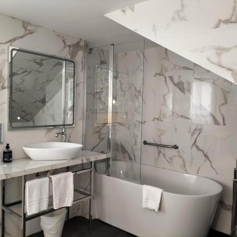 Hotel Clopy Rocamar Бенидорм Екстериор снимка